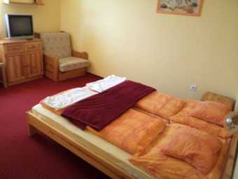 Hotel V�zsonyv�lgy Vend�gl? Fogad�