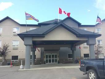 Hotel Sigma Inn & Suites Hudson's Hope