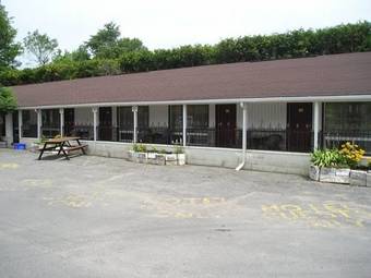 7 West Motel