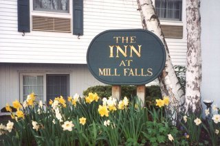 Hotel Inn At Mill Falls