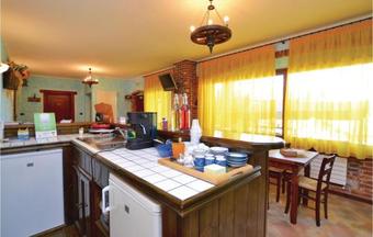 Three-bedroom Holiday Home In Marsaglia Cn