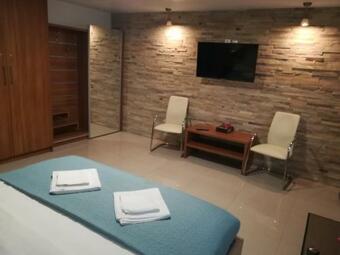 Aparthotel Iezer