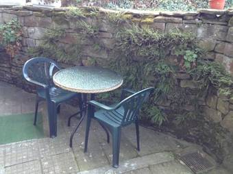 Hostal Guest Rooms Toni & Miro