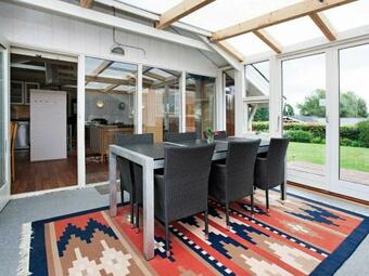 Three-bedroom Holiday Home In R�nde 4