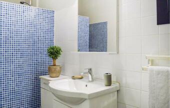 Three-bedroom Holiday Home In Sant Petru Di Tenda