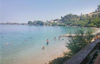 Four-bedroom Holiday Home In Kamares Aigio Pel.