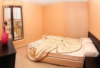 Aparthotel Gallery Suites