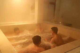Paradise Hotel