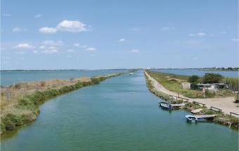 Three-bedroom Holiday Home In Villen.-les-maguelone