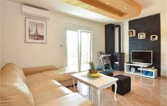 Four-bedroom Holiday Home In Krusvar