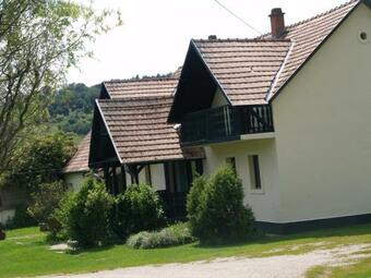 Bed & Breakfast Panzi�-kemping Bek�lce