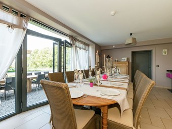 Magnificent Character Cottage With Hot Tub Near Marche-en-famenne