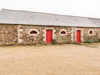 Serene Holiday Home In Plouigneau With Private Garden