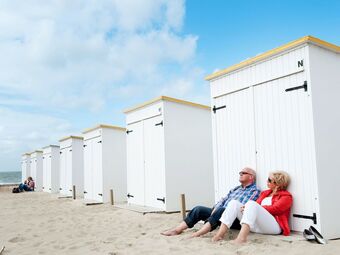 Spacious, Detached And Child-friendly Villa, Beach At 400 M