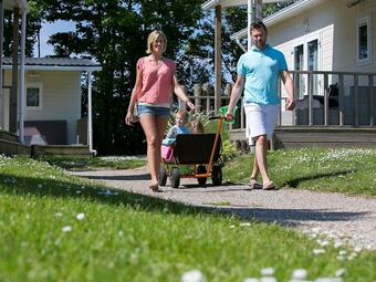 Tidy Holiday Home With Microwave, Beach At Walking Distance