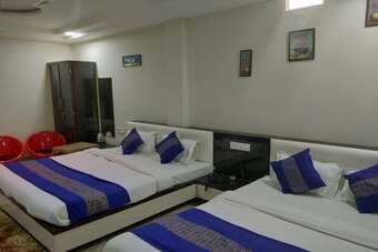 Hotel Raj Palace