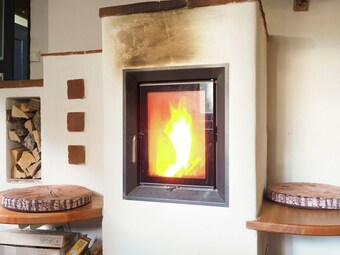 Chalet In Sankt Oswald With Garden, Bbq & Parking