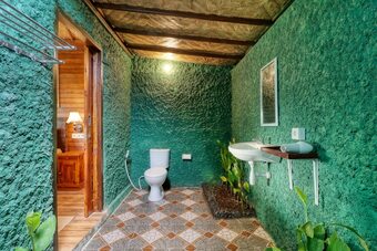 Bed & Breakfast Ayu Hill Bungalow