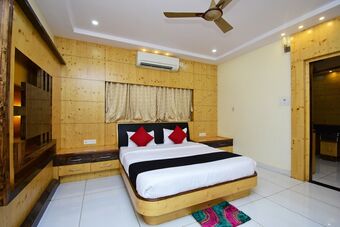 Capital O 42660 Hotel Greenland Towers