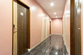 Oyo 727 Merlion Hotel