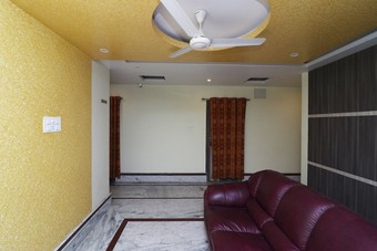 Oyo 30163 Hotel Taj Palace