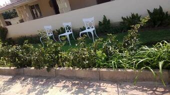 Hotel Lapeng Habo Bantu