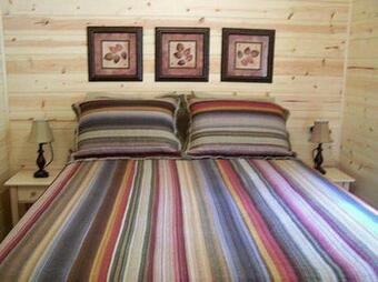 Lakeland Rv Campground Cottage 17