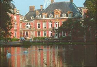 Hotel Domaine Du Chateau De La Neuville