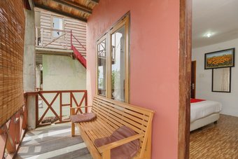 Hotel Reddoorz Syariah @ Sumur Tiga Beach Sabang