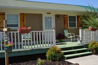 Country Aire Bed & Breakfast Llc