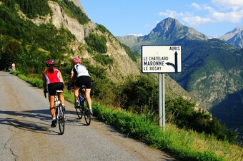Apartamento Studio In La Garde, With Wonderful Mountain View, Furnished Garden And Wifi - 8 Km From The Slopes