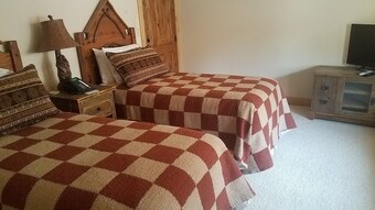 Posada Grey Cliffs Ranch