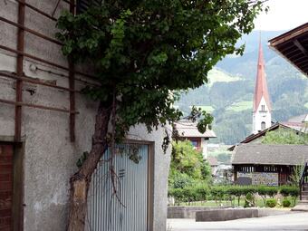 Quaint Holiday Home With Private Balcony In Trusetal