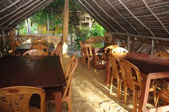 Alankuda Dolphin Village Hotel