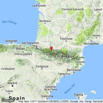 House With 2 Bedrooms In Betpouey, With Wonderful Mountain View And Furnished Garden - 8 Km From The Slopes