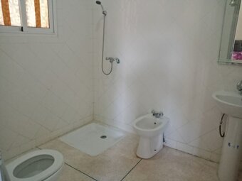 Hotel Complexe Touristique Abayno