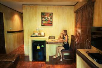 Hotel Baanpong Lodge