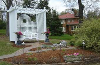 Bed & Breakfast Rose House Inn
