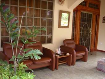 Bed & Breakfast Native Abode