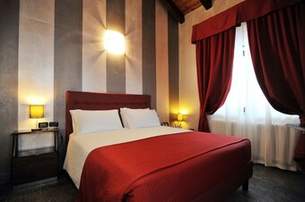 Hotel Le Charaban