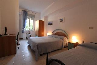 Hotel La Scogliera
