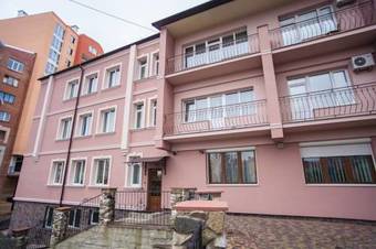 Hotel Complex Uhnovych