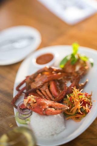 Hotel Doubletree By Hilton Sonaisali Island, Fiji