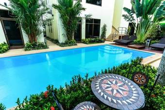 Palm Oasis Boutique Hotel