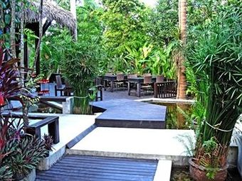 Hotel Wimaan Buri Resort