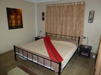 Hostal Bellmans Restaurant & Guesthouse