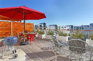 Aparthotel Eden On The Bay