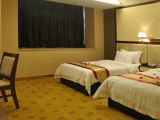 Yuyang Commerce Hotel Southern District