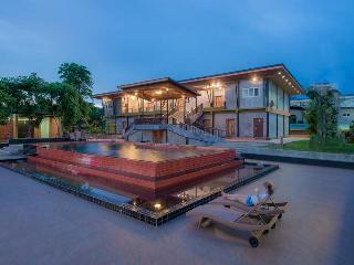 Hotel Riverpool Resort