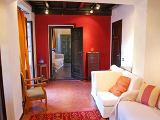 Trastevere Enchanting Balcony